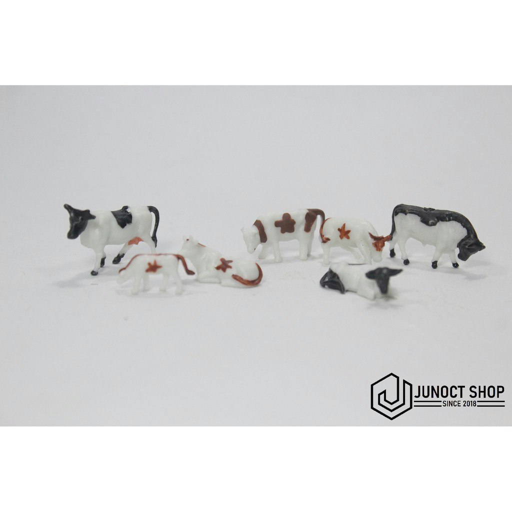 Diorama Sapi Berwarna 1